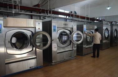 เครื่องซักผ้าและเครื่องอบแห้งเชิงพาณิชย์ที่มีความทนทาน 30 กก. สำหรับการใช้งานของโรงแรม / กองร้อย / โรงพยาบาล